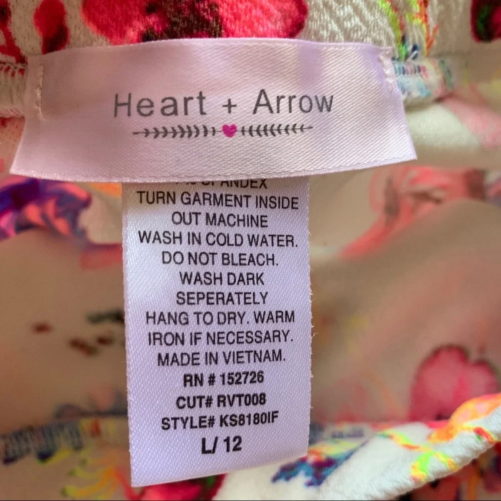 Heart+arrow floral‎ shirt